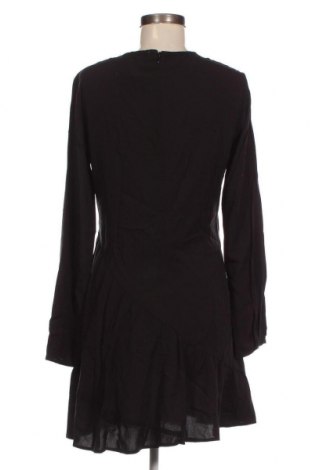Φόρεμα Edited, Μέγεθος M, Χρώμα Μαύρο, Τιμή 10,58 €