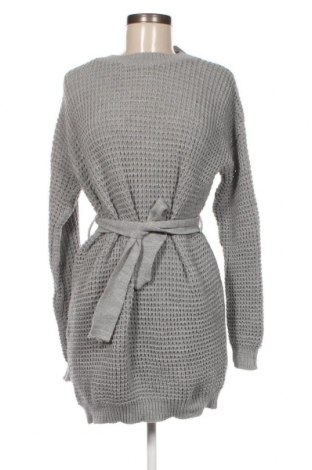 Kleid Femme Luxe, Größe M, Farbe Grau, Preis 10,91 €