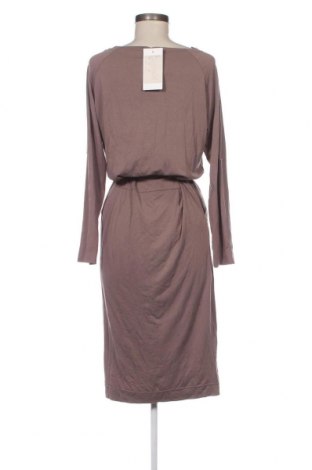 Kleid Figl, Größe L, Farbe Beige, Preis 55,24 €