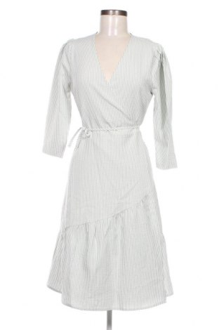 Kleid Free Quent, Größe S, Farbe Grün, Preis 27,84 €