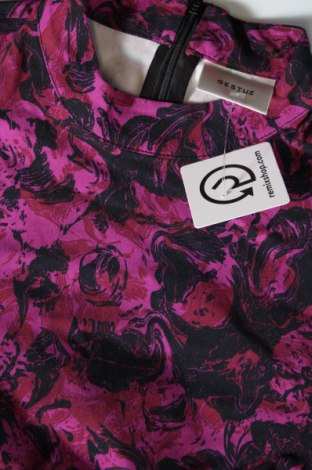 Kleid Gestuz, Größe XS, Farbe Mehrfarbig, Preis 49,75 €