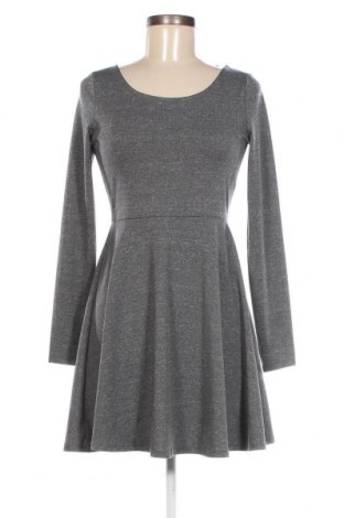 Kleid H&M Divided, Größe M, Farbe Grau, Preis 4,24 €