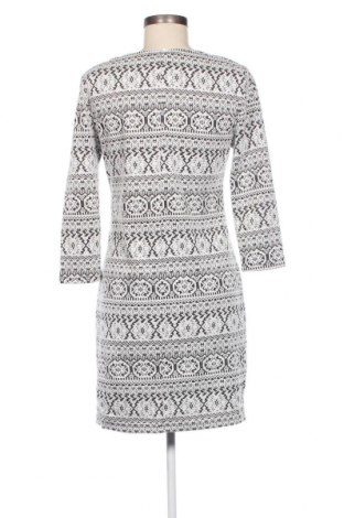 Φόρεμα Jennifer Taylor, Μέγεθος XL, Χρώμα Λευκό, Τιμή 8,97 €
