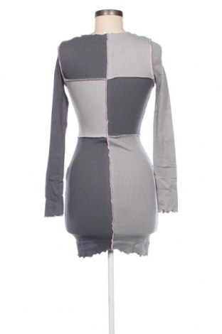 Kleid Jennyfer, Größe S, Farbe Grau, Preis 7,35 €