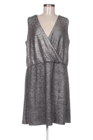 Kleid Junarose, Größe M, Farbe Silber, Preis € 9,33