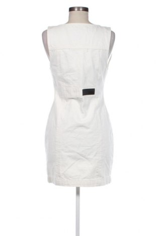 Kleid Karl Lagerfeld, Größe M, Farbe Weiß, Preis 176,75 €