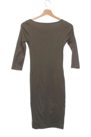 Kleid Reserved, Größe XS, Farbe Grün, Preis 15,38 €
