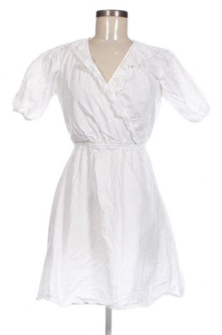 Kleid River Island, Größe S, Farbe Weiß, Preis 11,13 €