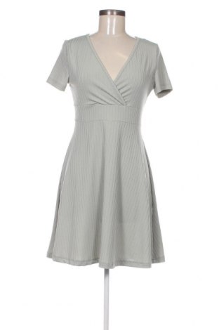 Kleid SHEIN, Größe M, Farbe Grün, Preis 15,41 €