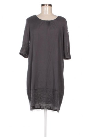 Kleid Saint Tropez, Größe XL, Farbe Grau, Preis € 14,25