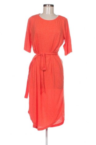 Šaty  Selected Femme, Velikost L, Barva Červená, Cena  465,00 Kč