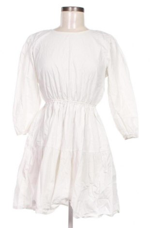 Kleid Sinsay, Größe XL, Farbe Weiß, Preis 18,98 €