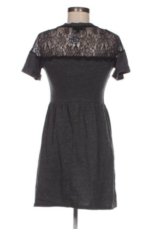 Kleid Topshop, Größe S, Farbe Grau, Preis € 15,90
