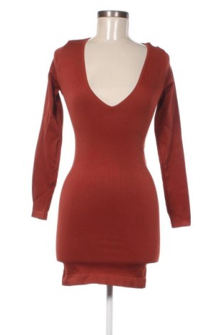 Kleid Urban Outfitters, Größe M, Farbe Braun, Preis 55,67 €