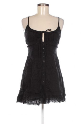 Šaty  Urban Outfitters, Veľkosť S, Farba Čierna, Cena  55,67 €