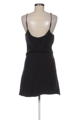 Šaty  Urban Outfitters, Velikost XL, Barva Černá, Cena  626,00 Kč