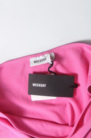 Kleid Weekday, Größe M, Farbe Rosa, Preis 13,89 €