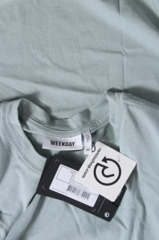 Kleid Weekday, Größe XS, Farbe Grün, Preis 5,95 €