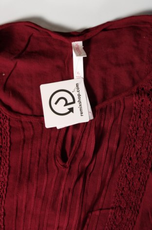Kleid Xhilaration, Größe L, Farbe Grün, Preis 14,84 €