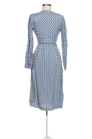 Kleid Y.A.S, Größe XS, Farbe Mehrfarbig, Preis 53,01 €