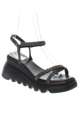 Sandále Inuovo, Veľkosť 38, Farba Čierna, Cena  63,92 €