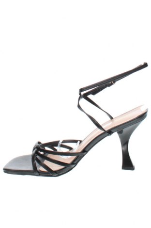 Sandále Oasis, Veľkosť 39, Farba Čierna, Cena  16,78 €
