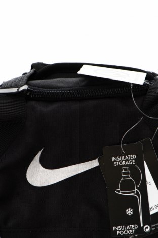 Спортен сак Nike, Цвят Черен, Цена 69,00 лв.
