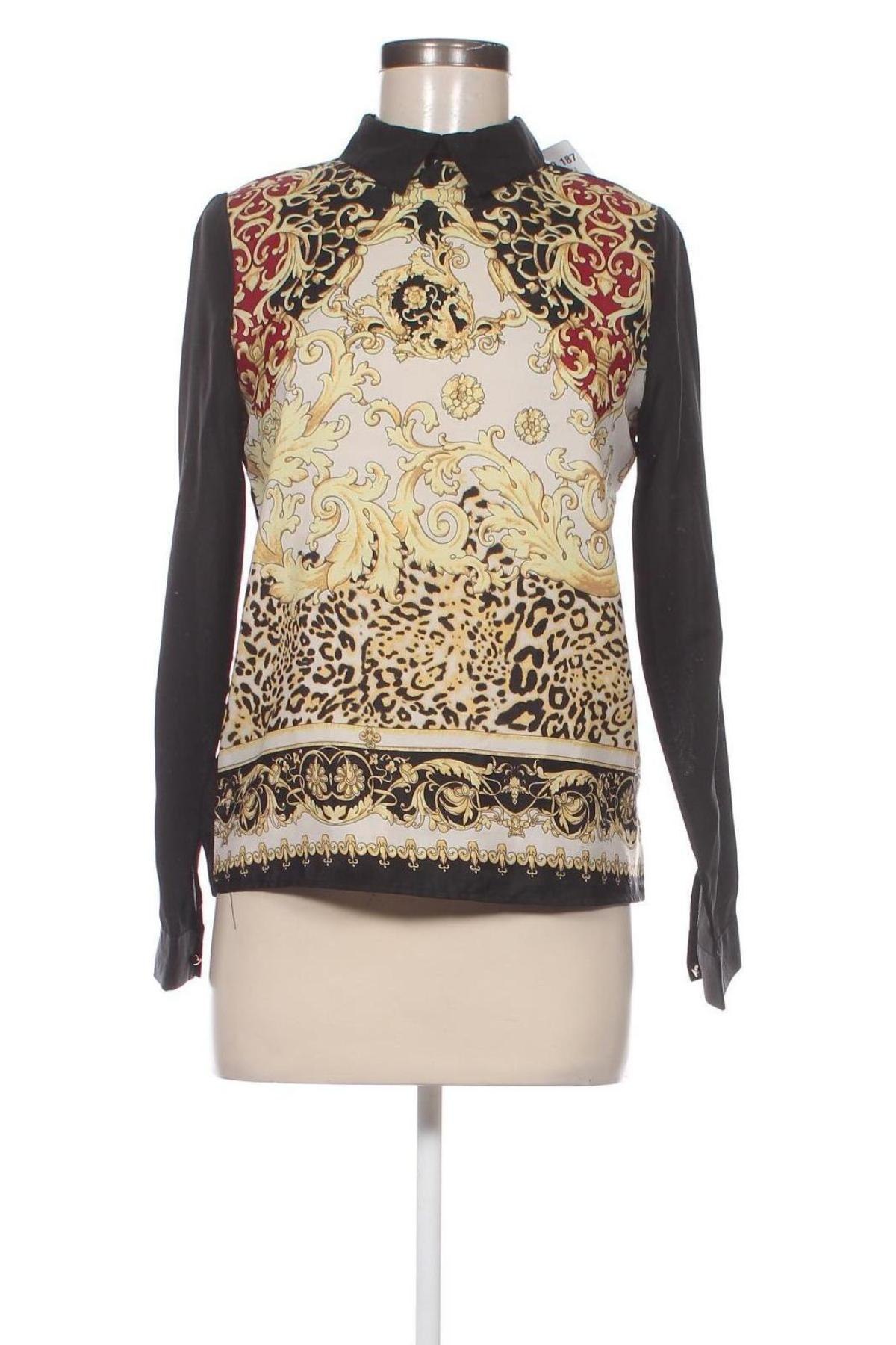 Дамска блуза Bershka, Размер S, Цвят Многоцветен, Цена 9,60 лв.