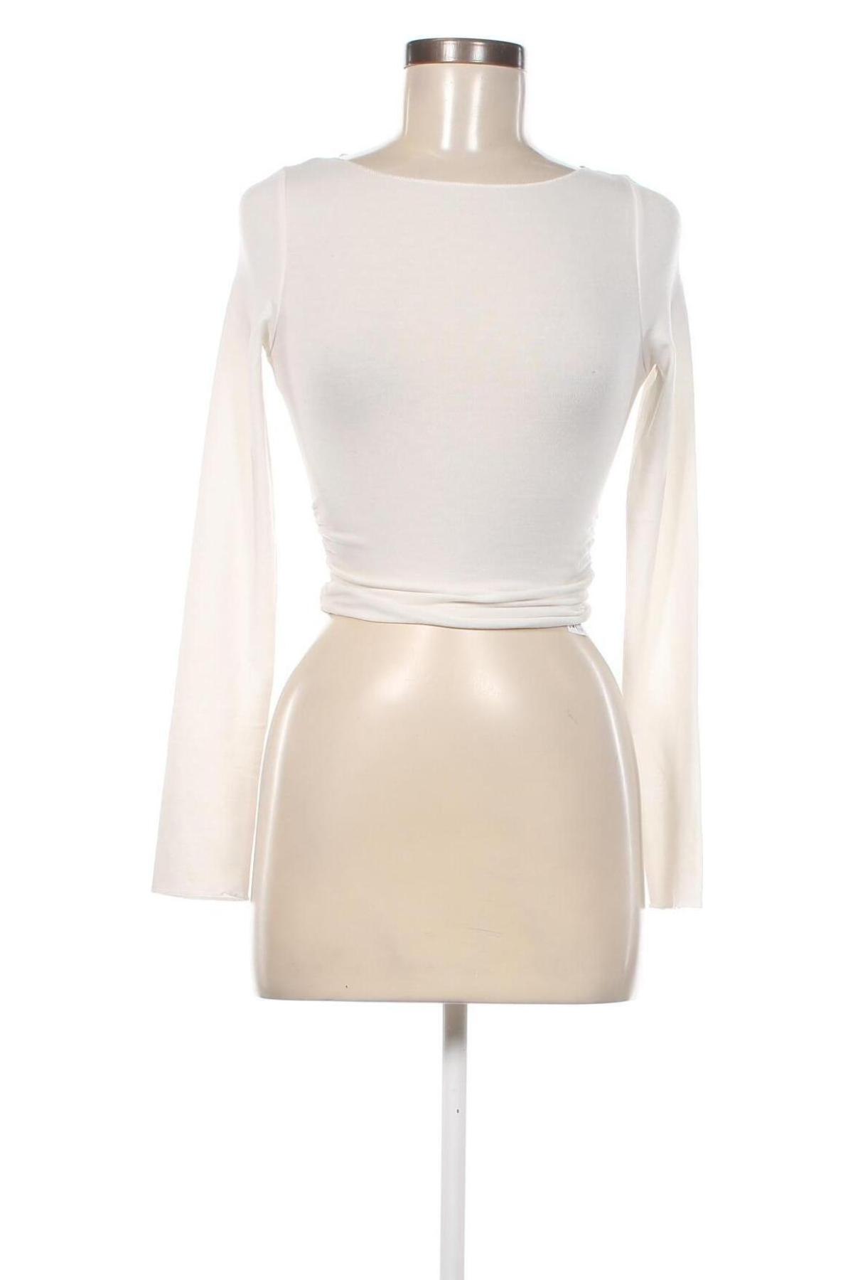 Damen Shirt Bershka, Größe M, Farbe Weiß, Preis 12,78 €