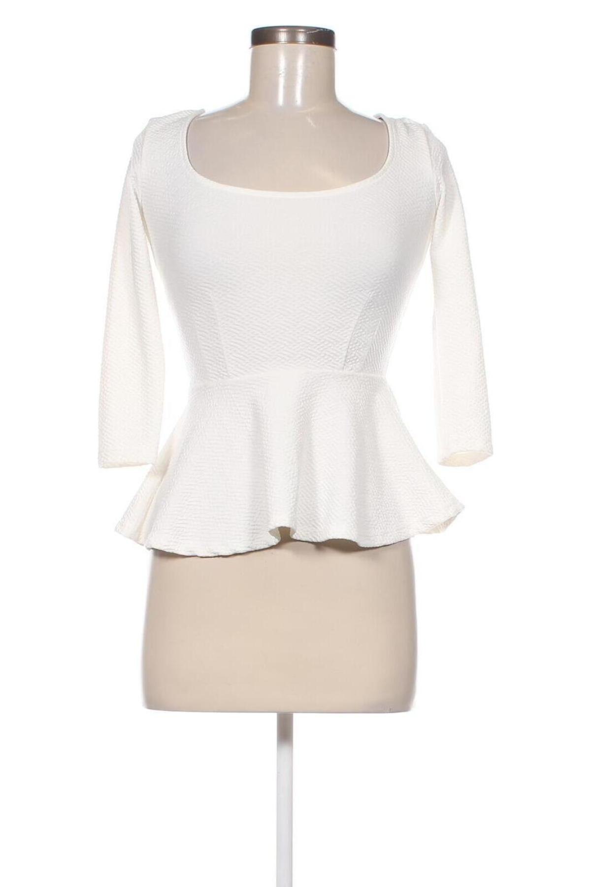Damen Shirt Bershka, Größe M, Farbe Weiß, Preis 4,99 €