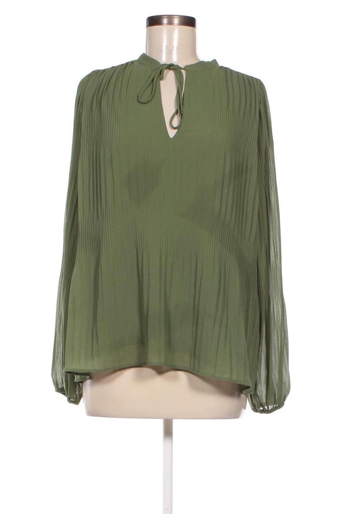 Damen Shirt mbyM, Größe M, Farbe Grün, Preis 37,86 €