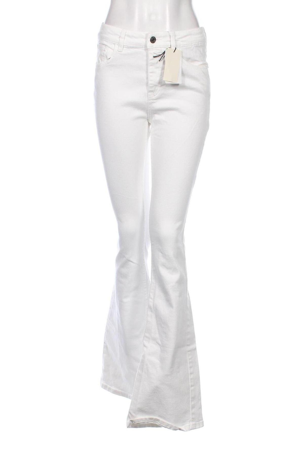 Damen Jeans Desigual, Größe M, Farbe Weiß, Preis 39,90 €