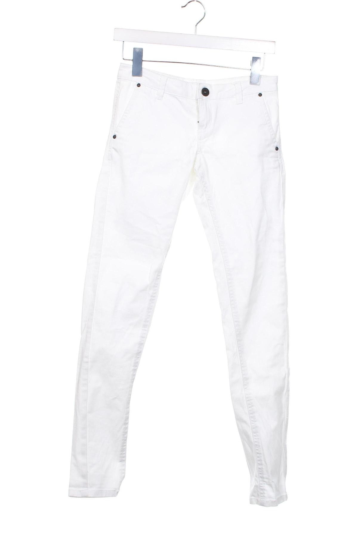 Damen Jeans Terranova, Größe S, Farbe Weiß, Preis 8,01 €