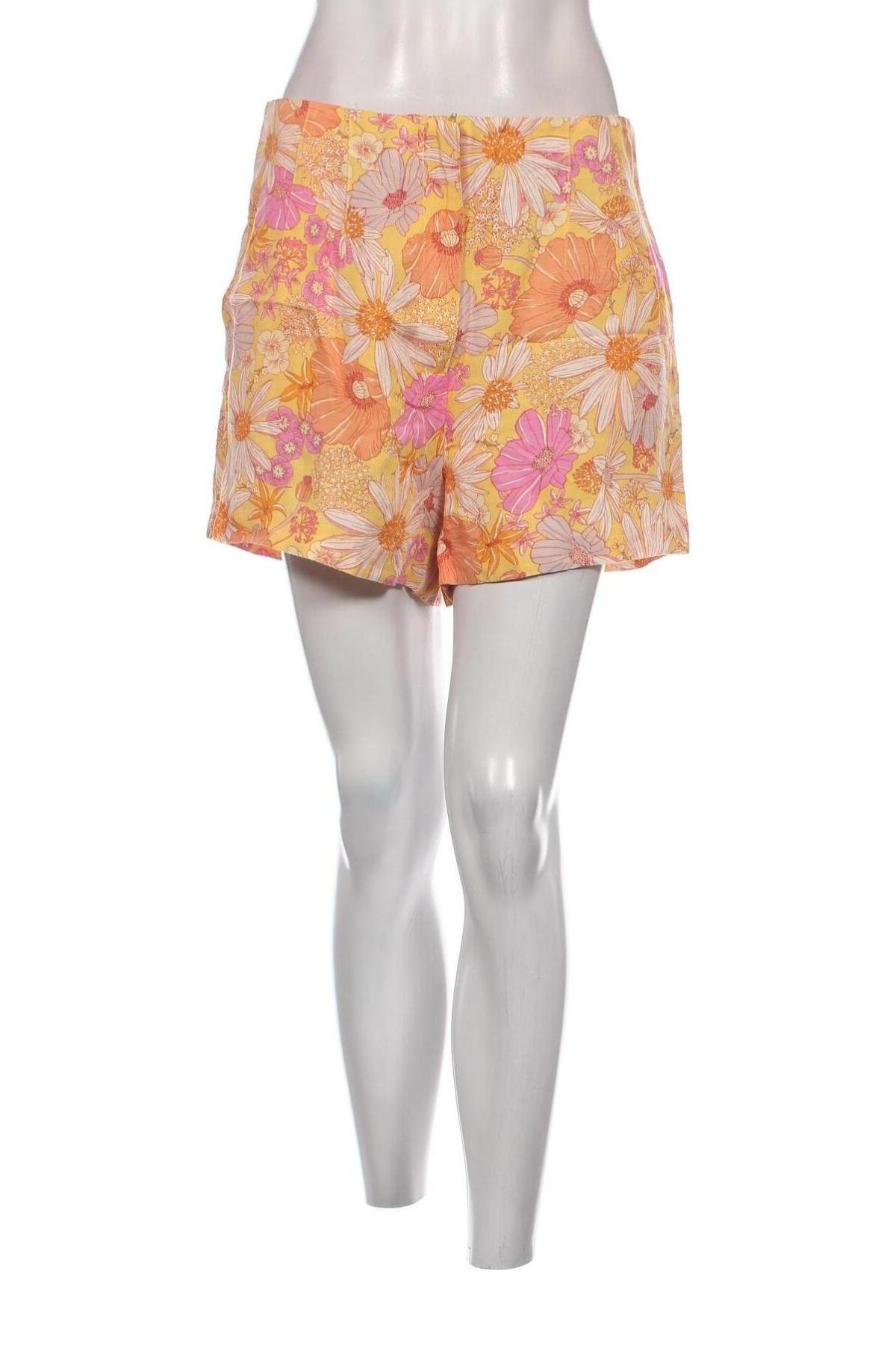 Дамски къс панталон H&M, Размер L, Цвят Многоцветен, Цена 31,00 лв.