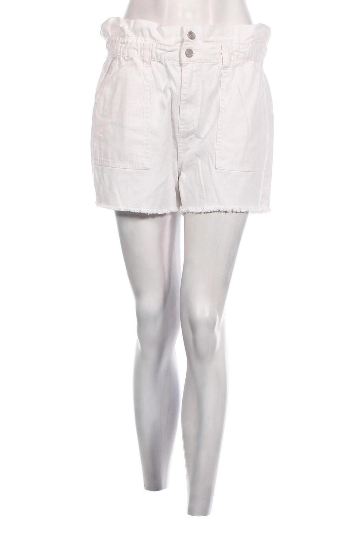 Γυναικείο κοντό παντελόνι Missguided, Μέγεθος M, Χρώμα Λευκό, Τιμή 15,98 €