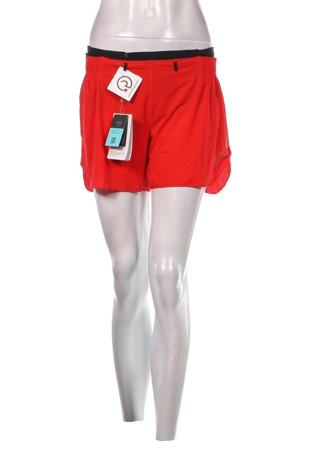 Γυναικείο κοντό παντελόνι Salomon, Μέγεθος M, Χρώμα Κόκκινο, Τιμή 52,58 €