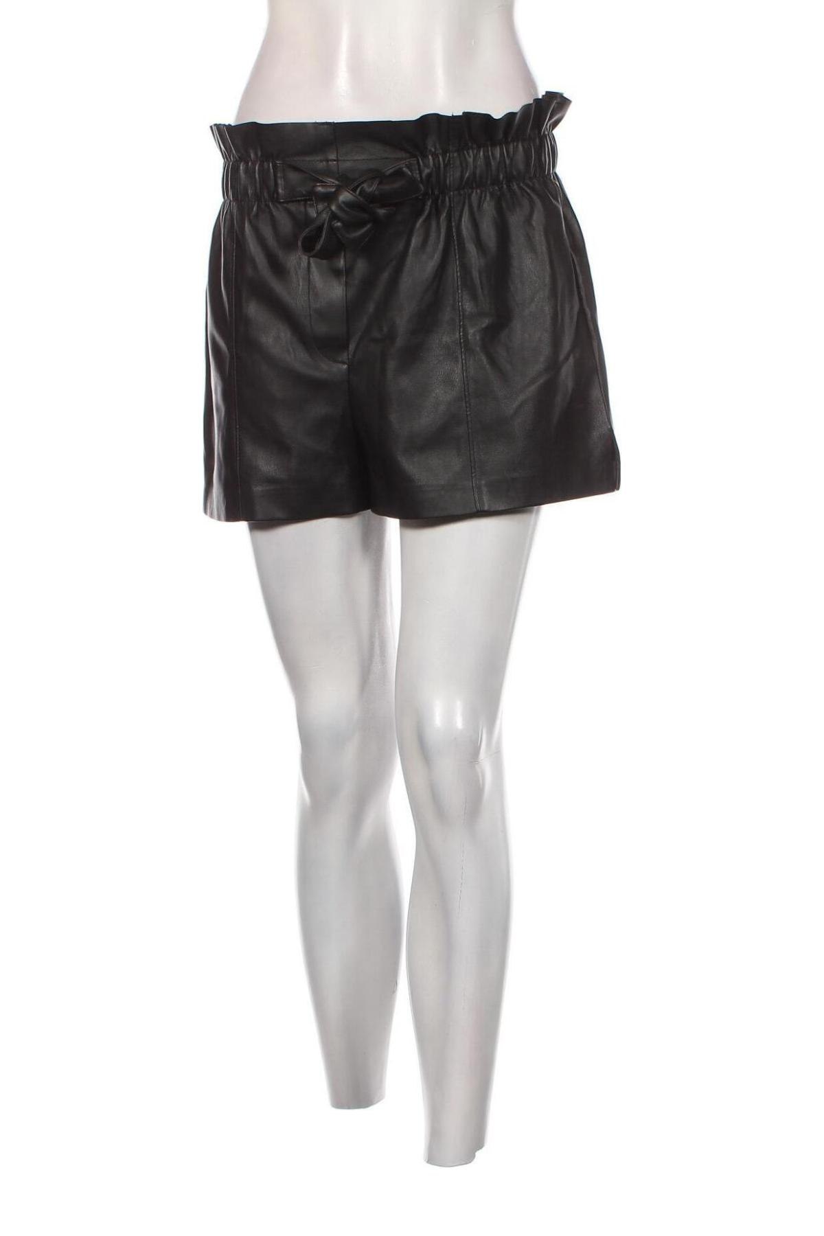 Дамски къс панталон Tally Weijl, Размер M, Цвят Черен, Цена 6,84 лв.