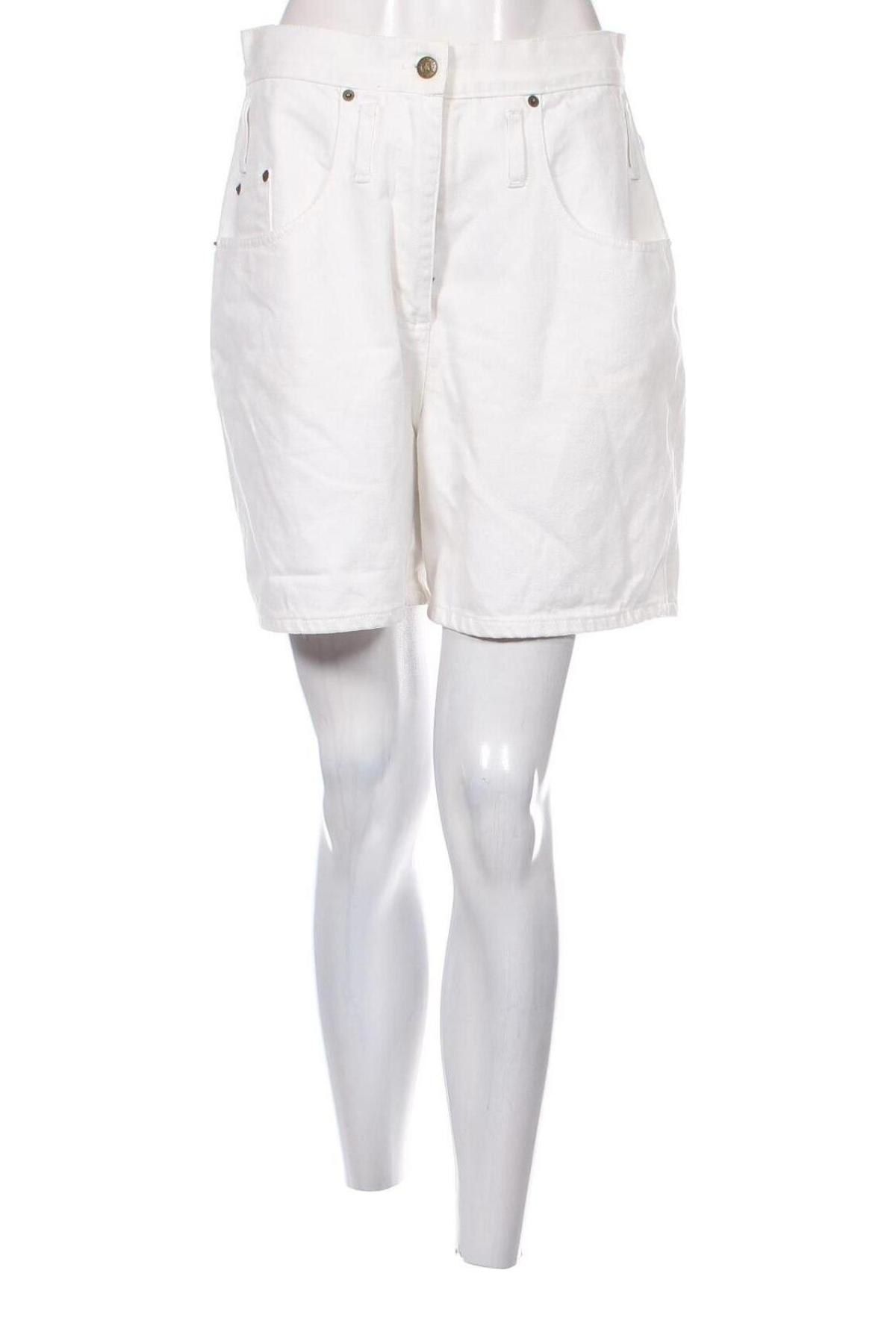 Дамски къс панталон Up to date, Размер M, Цвят Бял, Цена 19,38 лв.