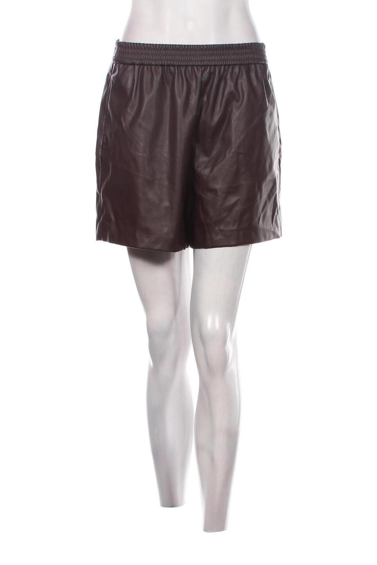 Дамски къс панталон Vero Moda, Размер M, Цвят Кафяв, Цена 9,00 лв.