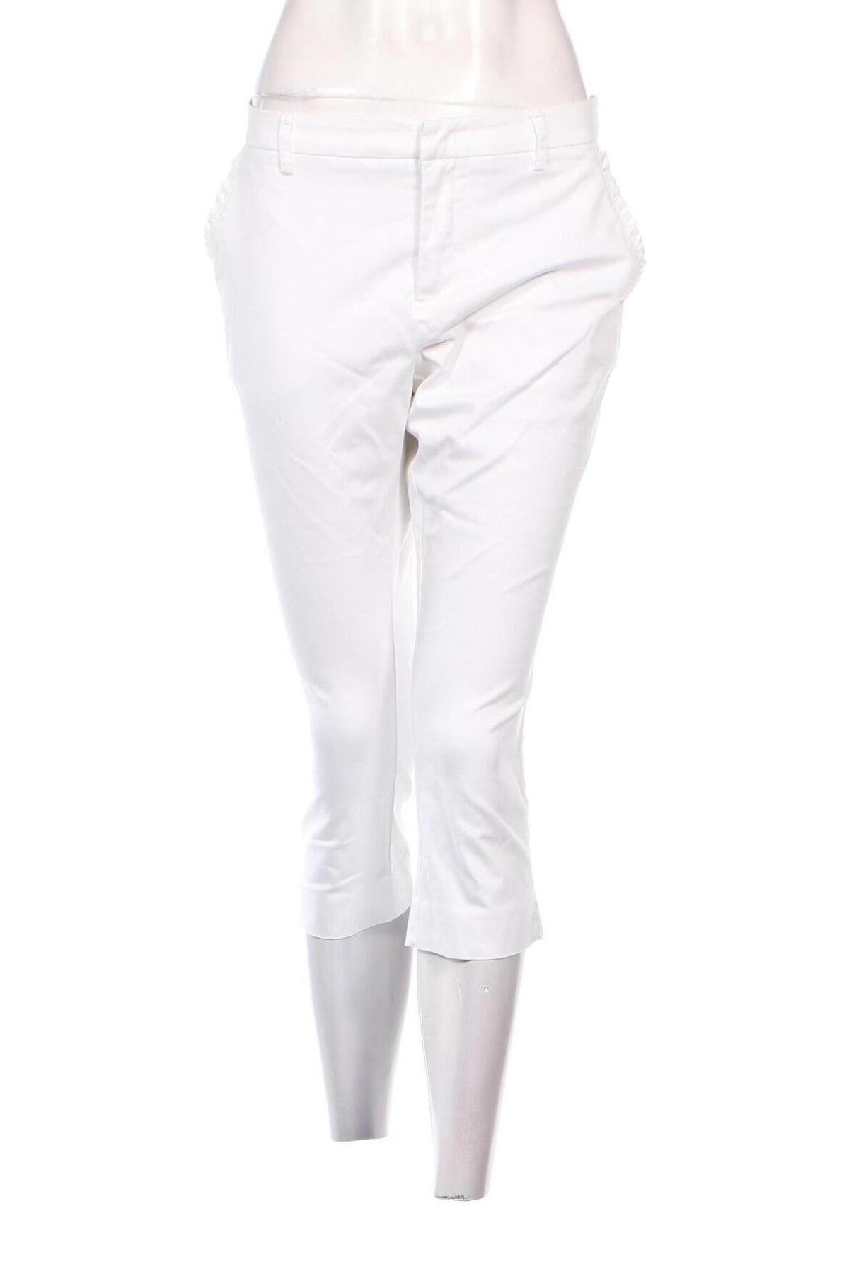 Дамски къс панталон Yessica, Размер M, Цвят Бял, Цена 9,76 лв.