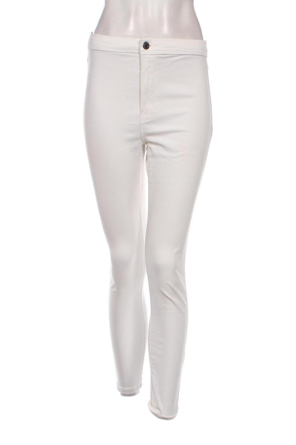 Дамски панталон Bershka, Размер M, Цвят Бял, Цена 12,18 лв.
