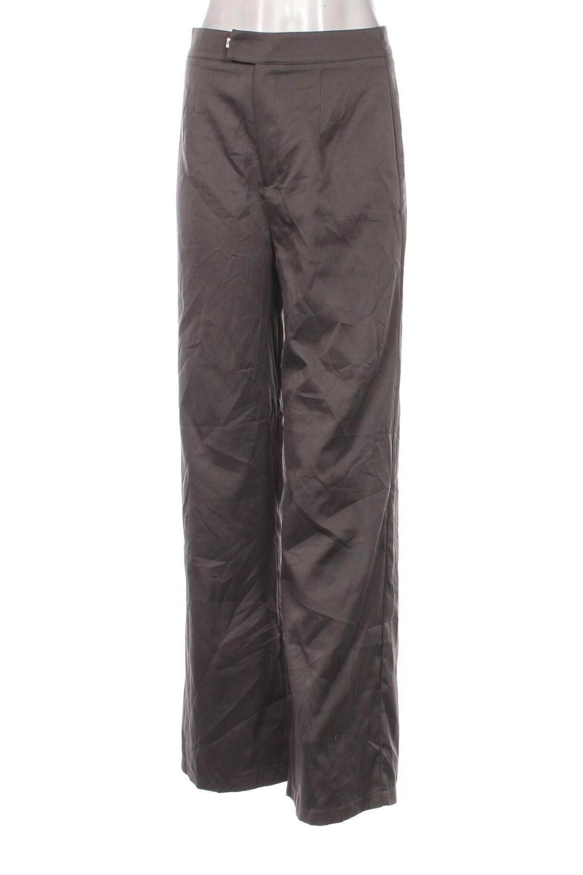 Pantaloni de femei Public Desire, Mărime S, Culoare Gri, Preț 25,76 Lei