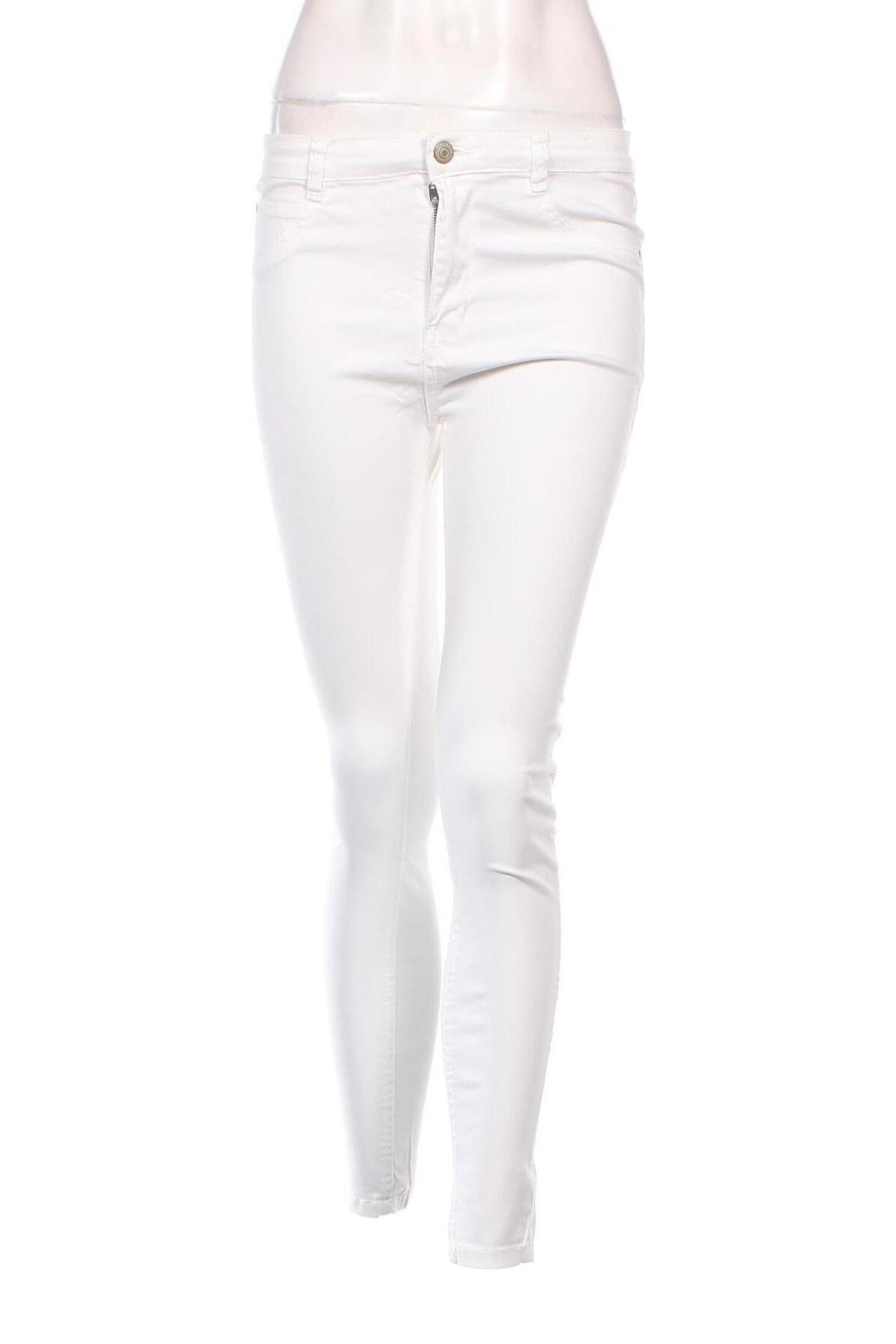Дамски панталон Pull&Bear, Размер M, Цвят Бял, Цена 29,33 лв.