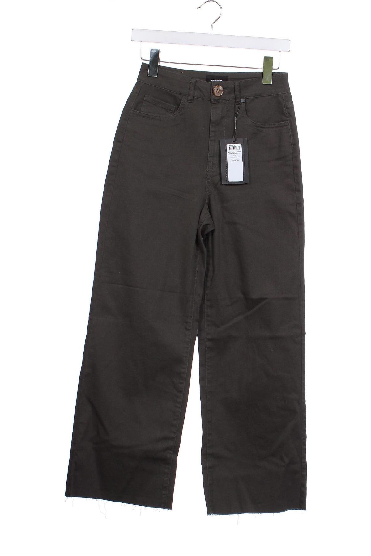 Дамски панталон Vero Moda, Размер XS, Цвят Зелен, Цена 31,62 лв.