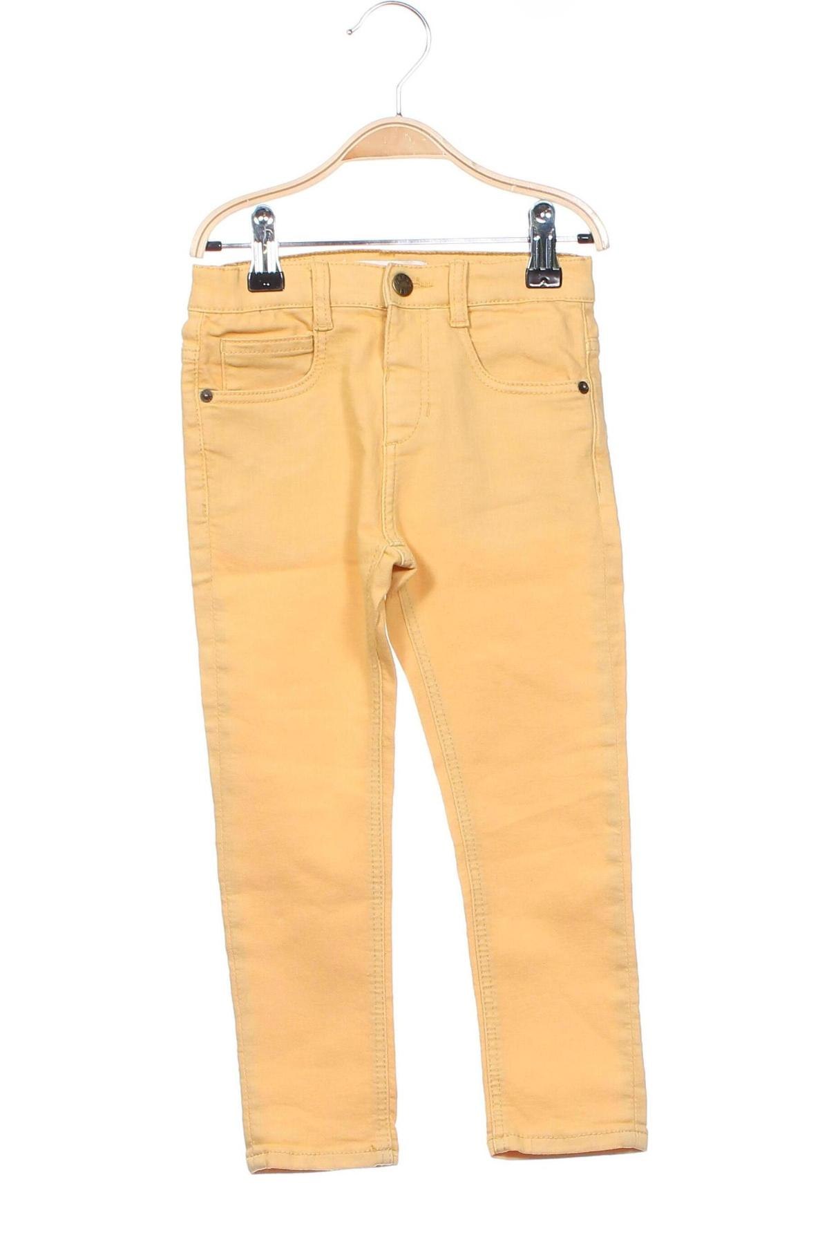 Детски дънки Zara, Размер 2-3y/ 98-104 см, Цвят Жълт, Цена 18,03 лв.