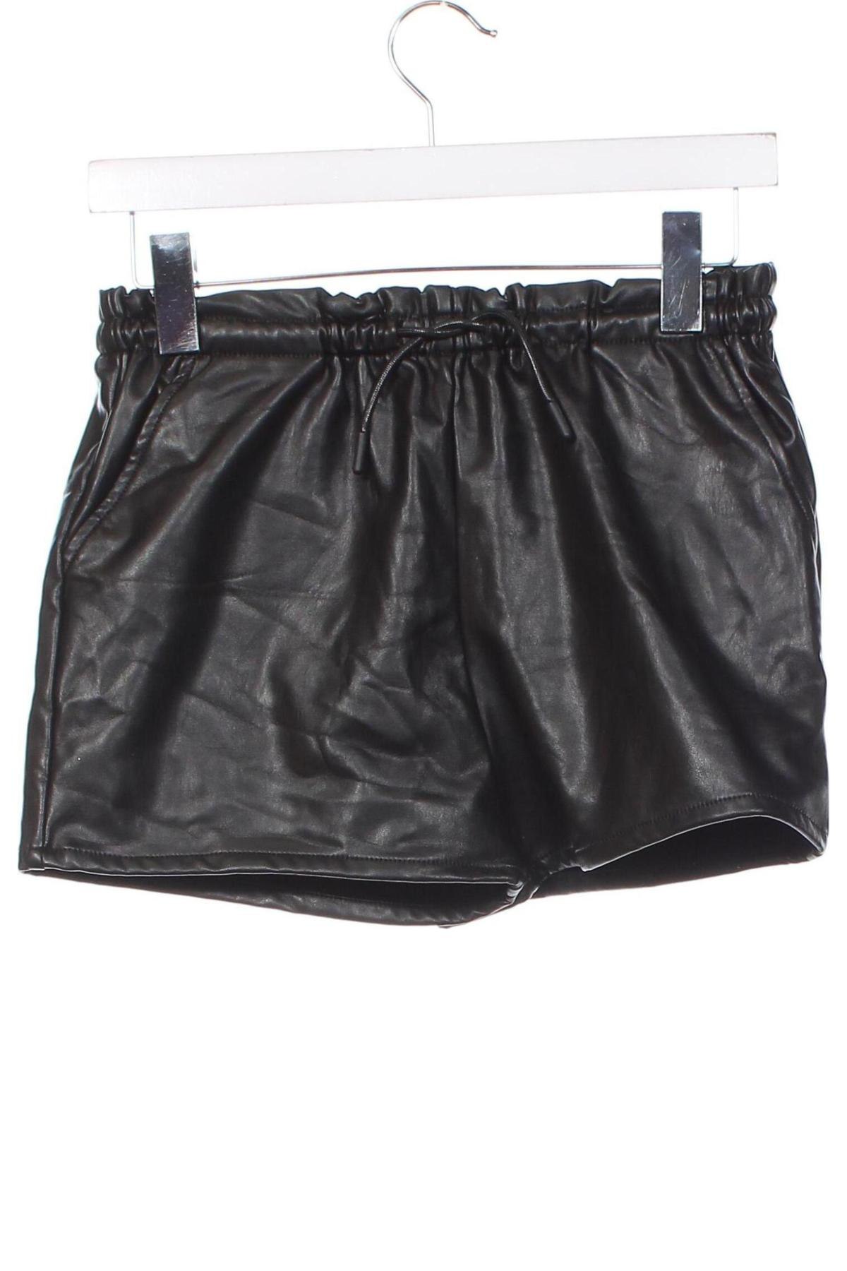 Dětské krátké kalhoty  C&A, Velikost 11-12y/ 152-158 cm, Barva Černá, Cena  133,00 Kč