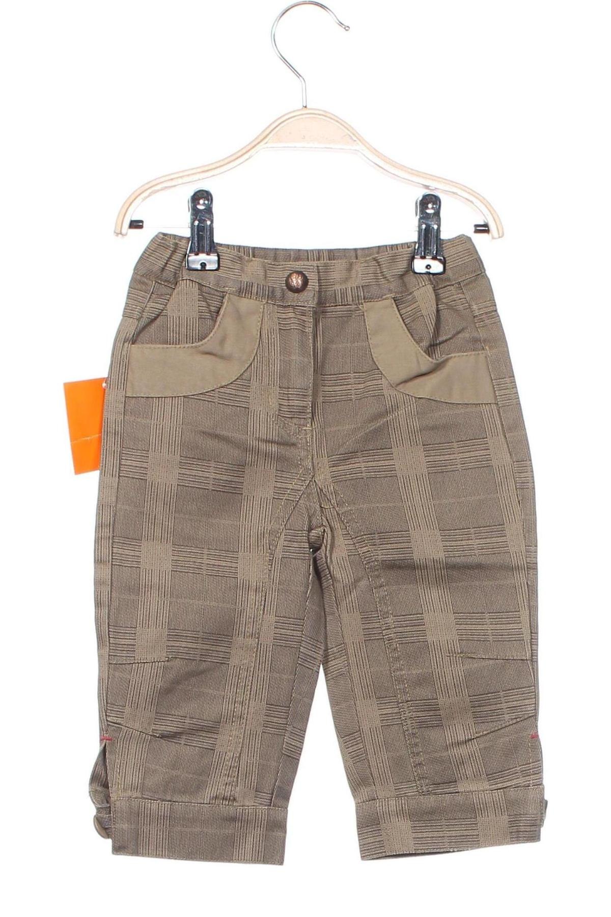 Kinder Shorts NKY, Größe 2-3y/ 98-104 cm, Farbe Grün, Preis 7,16 €