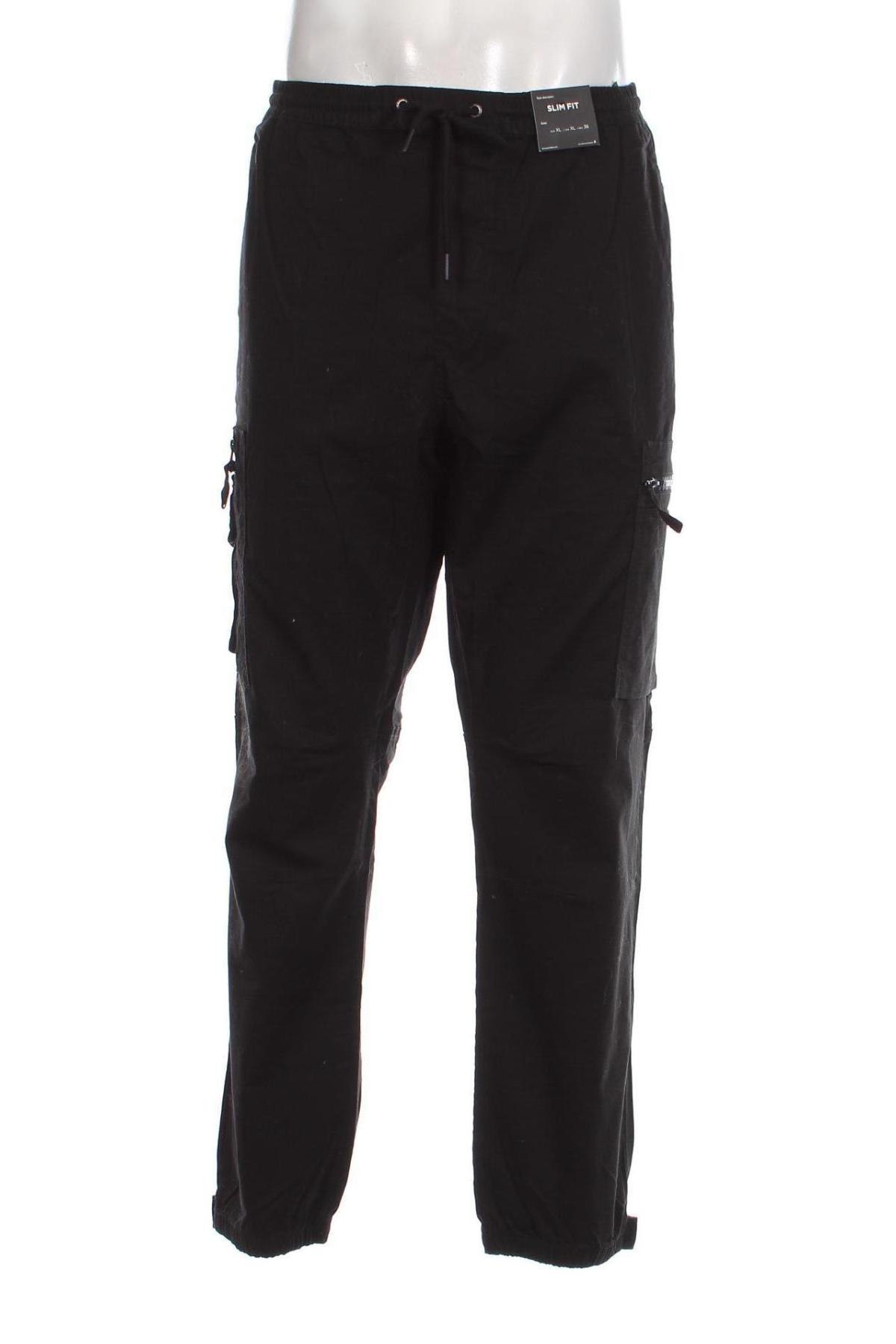 Pánske nohavice  Pull&Bear, Veľkosť XL, Farba Čierna, Cena  23,53 €