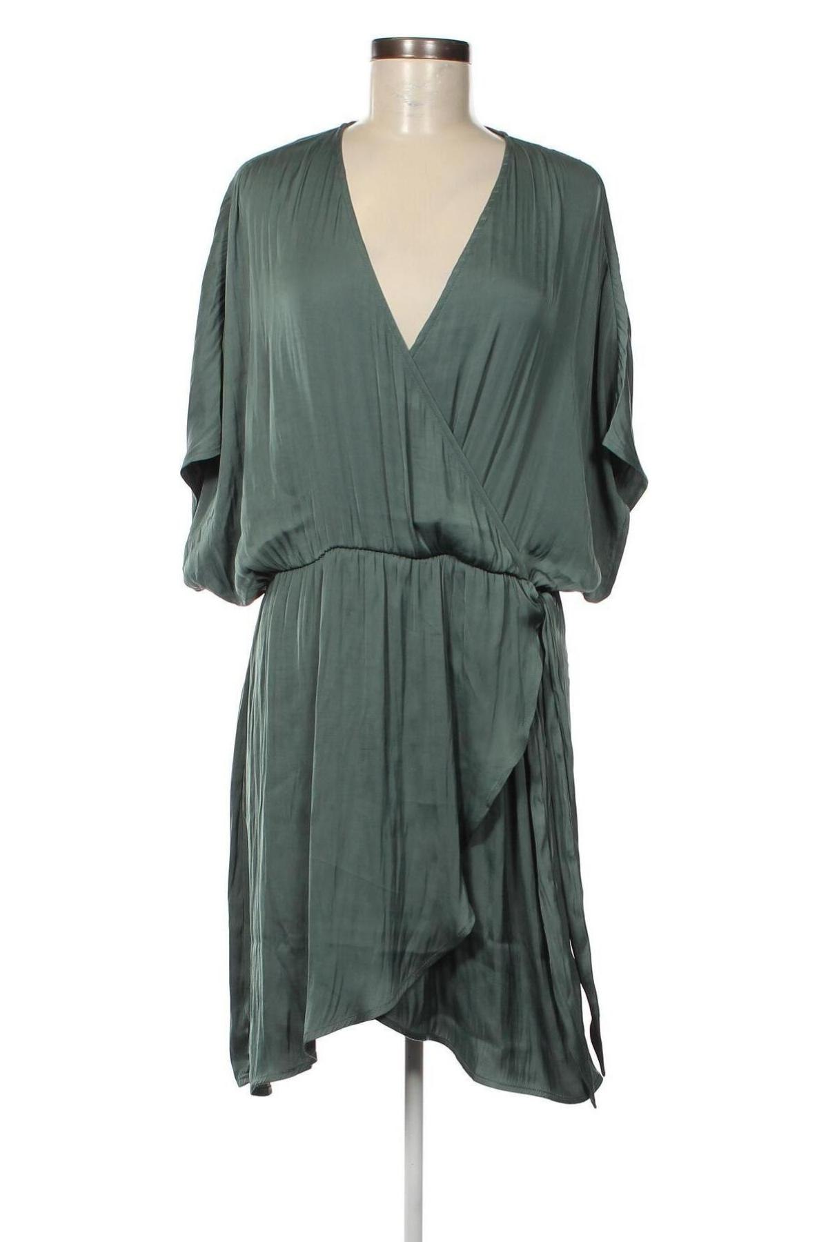 Φόρεμα Guido Maria Kretschmer for About You, Μέγεθος 3XL, Χρώμα Πράσινο, Τιμή 30,62 €