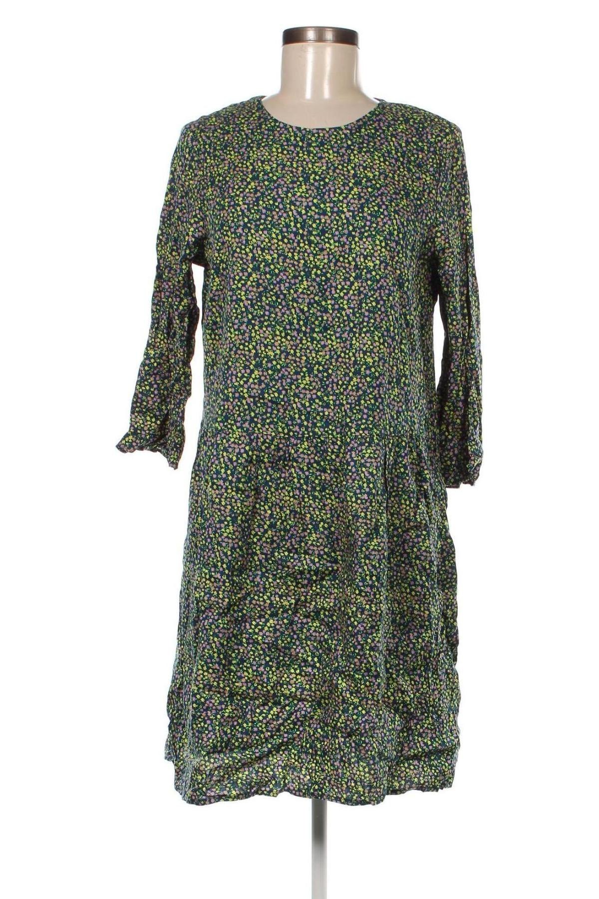Šaty  Vero Moda, Velikost M, Barva Vícebarevné, Cena  326,00 Kč